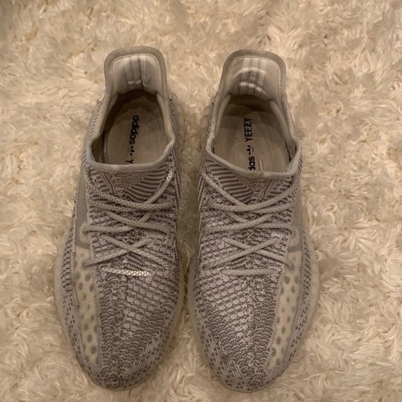 Yeezy Boost 350 - Picture 3 of 6